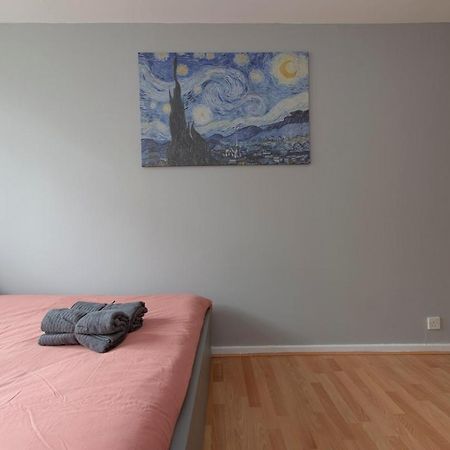 Lovely 2-Bed 20 Mins To Central Лондон Екстер'єр фото