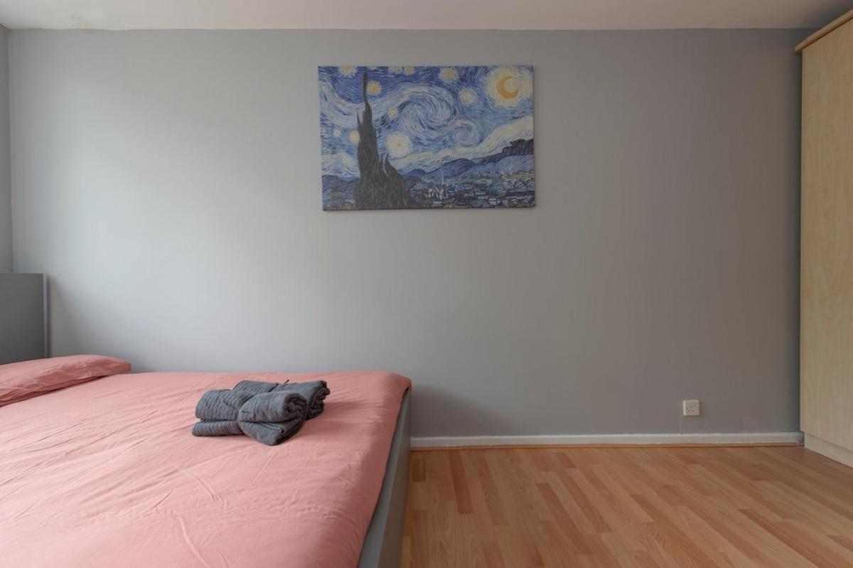 Lovely 2-Bed 20 Mins To Central Лондон Екстер'єр фото