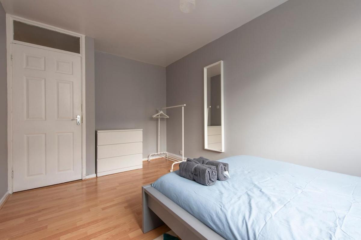 Lovely 2-Bed 20 Mins To Central Лондон Екстер'єр фото