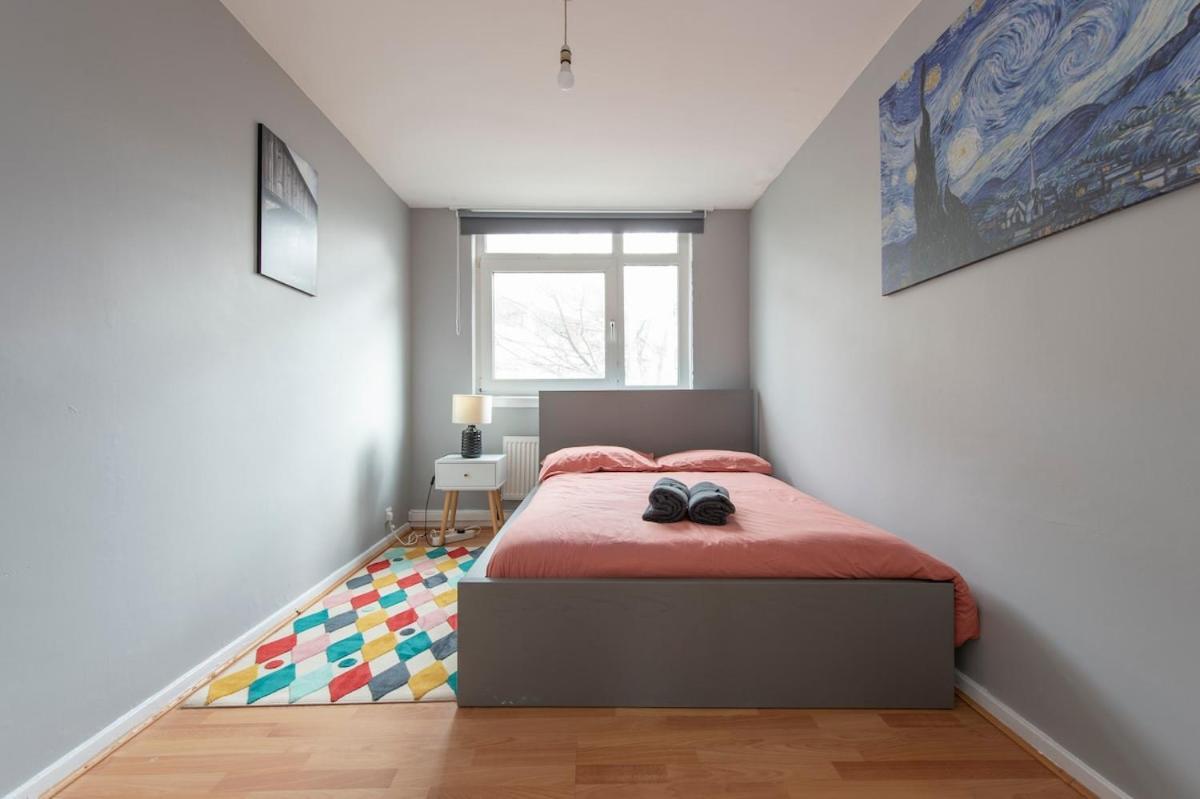 Lovely 2-Bed 20 Mins To Central Лондон Екстер'єр фото